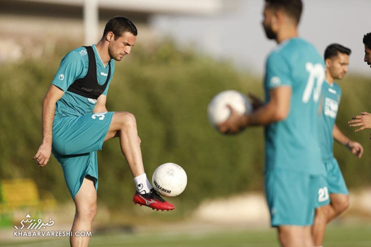 رقم توافق کاپیتان سپاهان با پرسپولیس مشخص شد/ ضربه بعدی سرخپوشان به اصفهانی‌ها