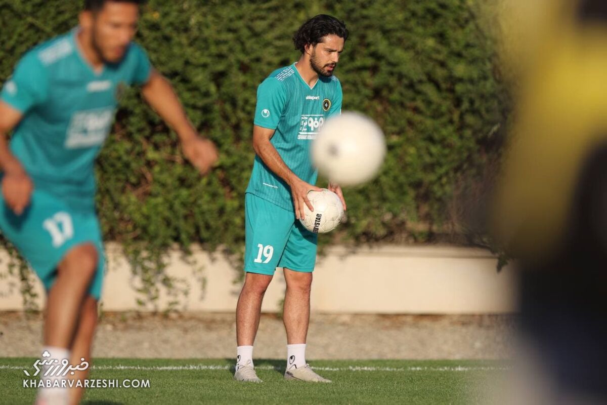 امید نورافکن