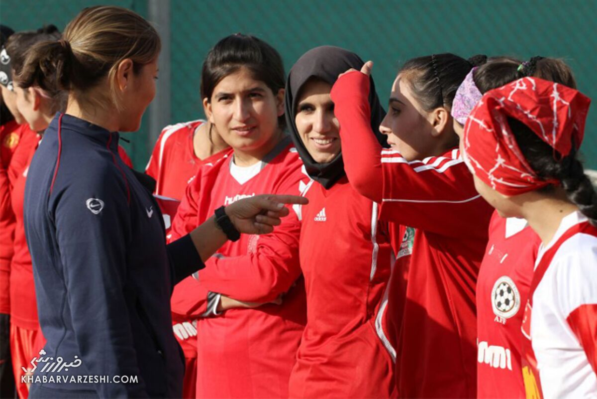 دختران فوتبالیست افغانستان به پرتغال پناهنده شدند