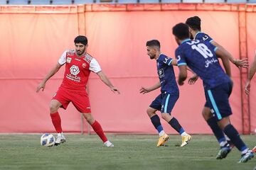 تساوی رفقای قدیمی با گل مهاجم تازه وارد پرسپولیس