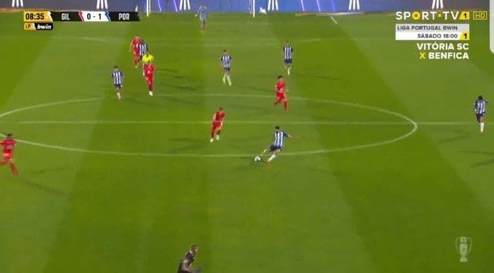 ببینید| تصاویر گل استثنایی طارمی، پرش رویاییاش برای شادی گل و تشکر از هواداران پورتو/ یک گل ستاره ایرانی هم مردود شد!