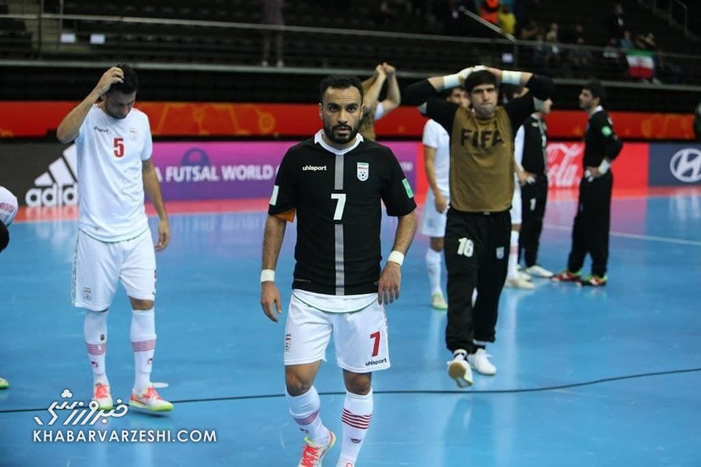 ۳ تصویر تلخ و ناراحت کننده از اشک های ملی پوشان ایران برای حذف ناباورانه از جام جهانی