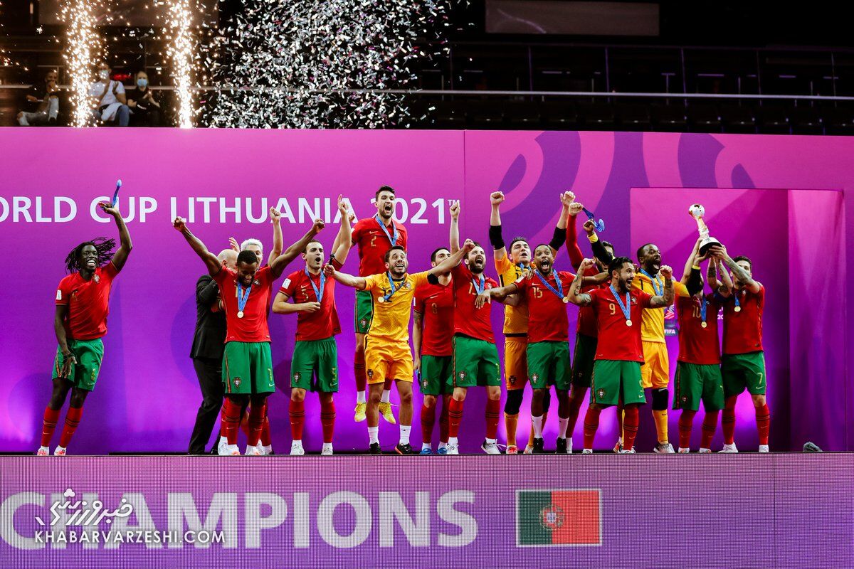 جشن قهرمانی پرتغال در جام‌جهانی فوتسال 2021