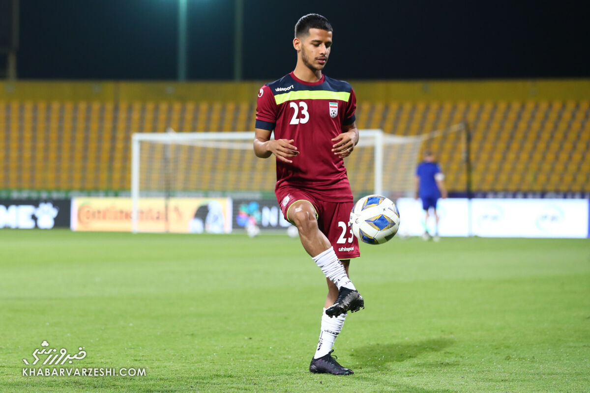 جادوگر لیگ امارات هم نیمکت‌نشین شد