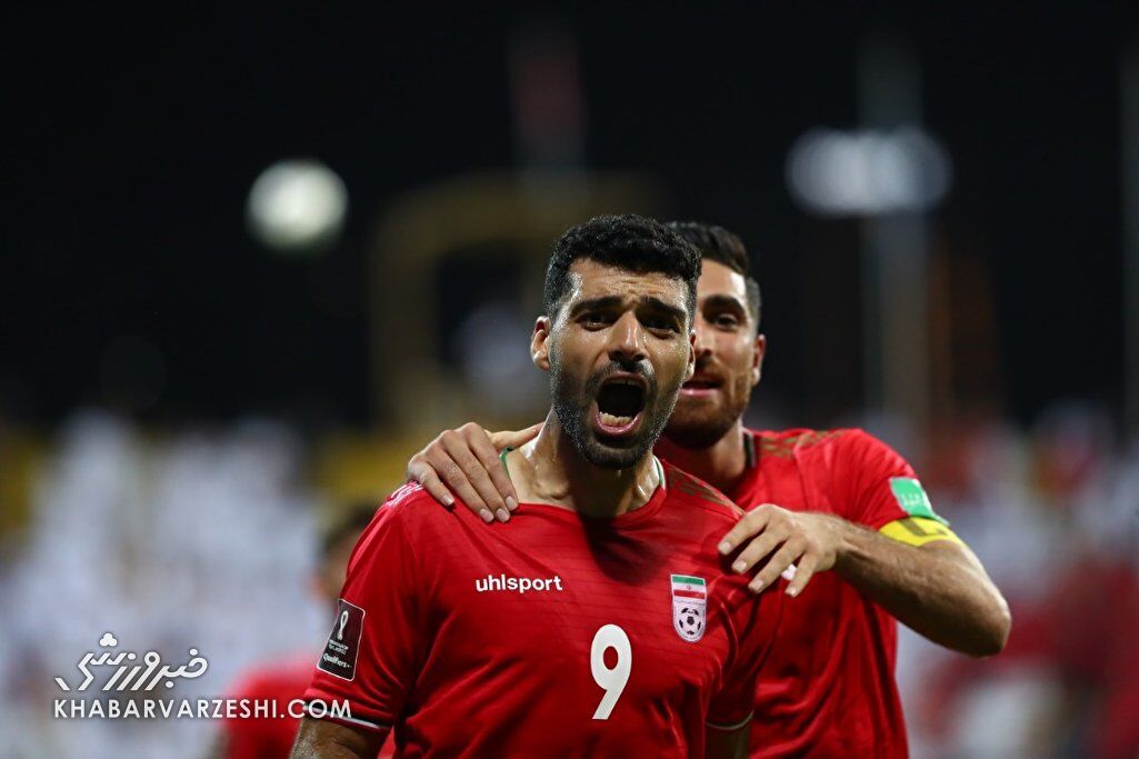 ببینید| لحظه به ثمر رسیدن گل تیم ملی ایران مقابل امارات از دوربین تماشاگران