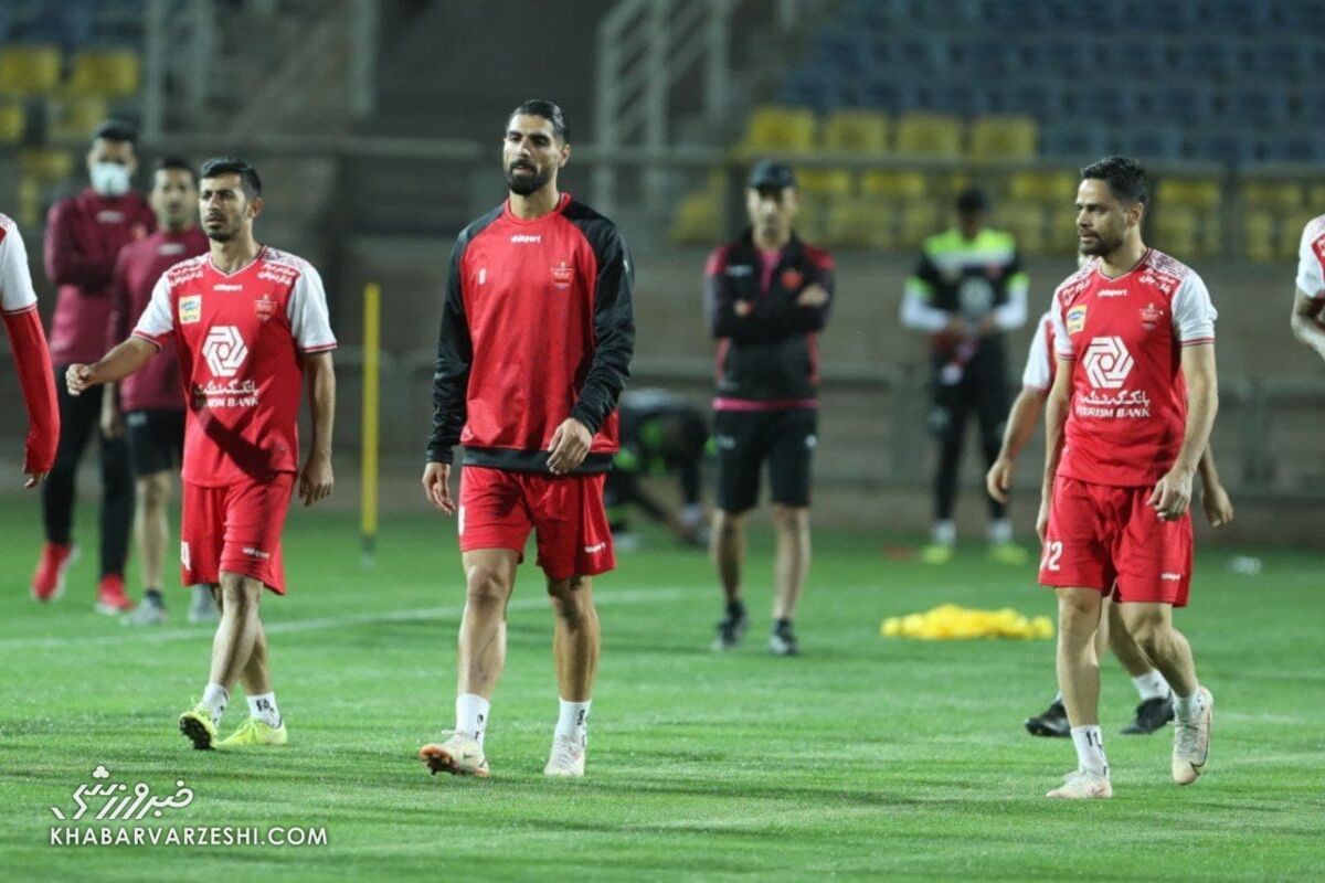 تصاویر عجیبترین تمرین پرسپولیس؛ بدون حتی یک لبخند!