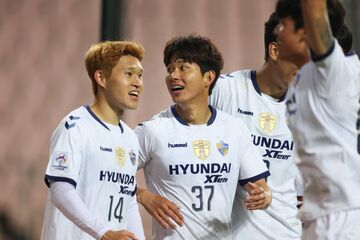 هر دو تیم کره‌ای باختند؛ پرسپولیس برد