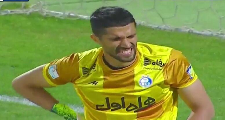 ویدیو| لحظه مصدومیت سیدحسین حسینی و تعویض با مظاهری