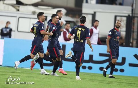 شادی گل کریم اسلامی؛ پرسپولیس - نساجی