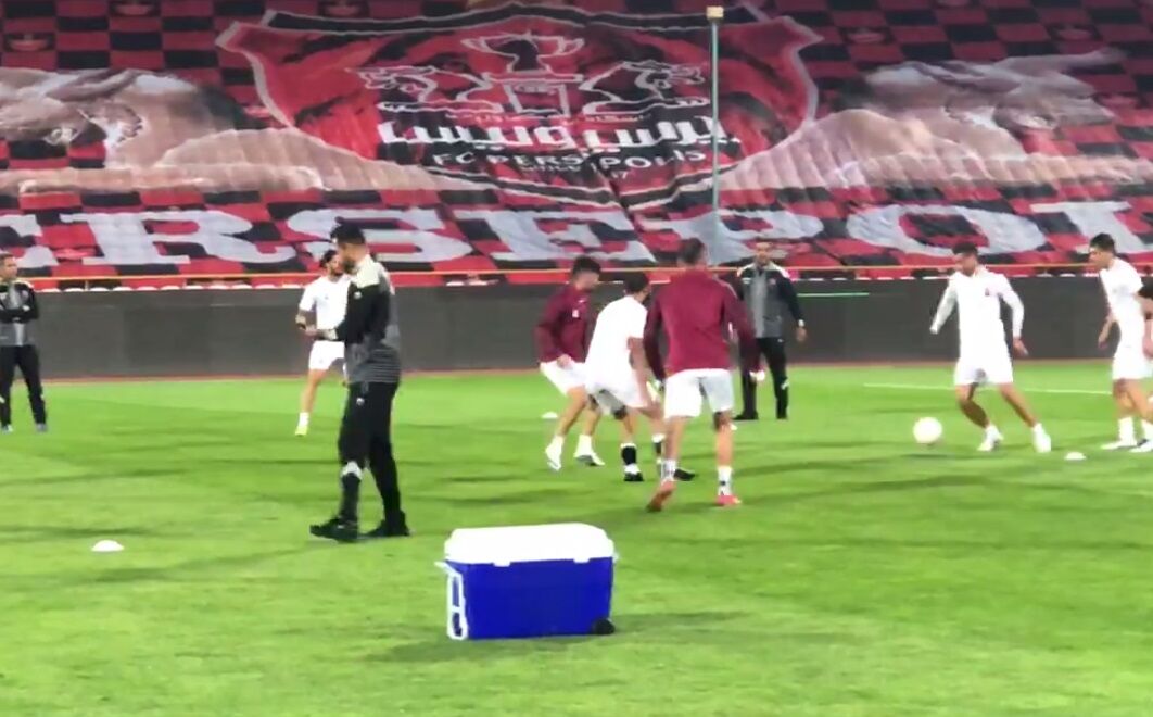 ویدیو| گرم کردن بازیکنان نساجی پیش از شروع دیدار با پرسپولیس