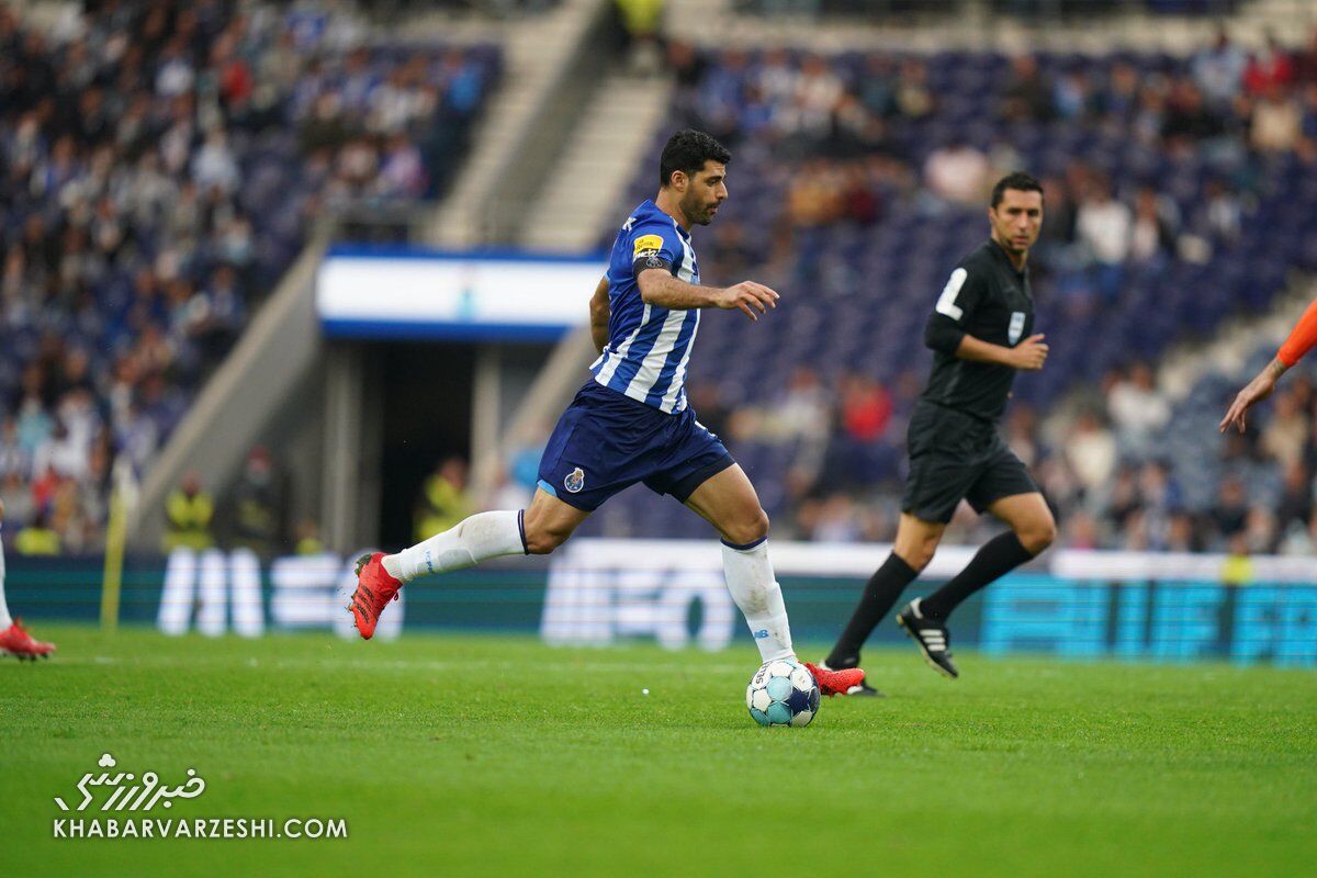 واکنش طارمی پس از پیروزی پورتو مقابل یاران بیرانوند