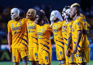 تصویری از استایل هالووینی و وحشتناک یک تیم فوتبال