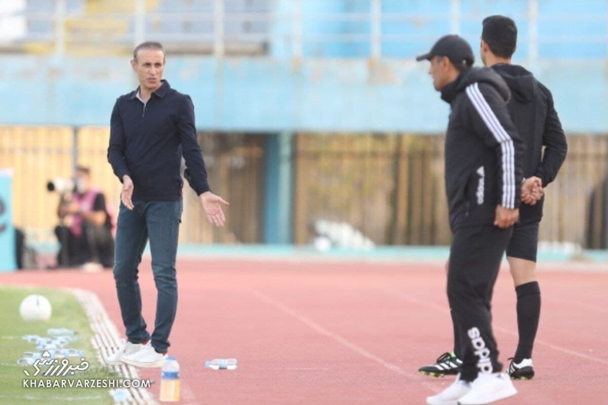 عکس| استقبال گرم خطیبی از کادر فنی پرسپولیس و گل‌محمدی