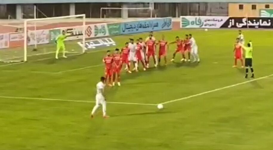 ویدیو| صحنه مشکوک به پنالتی برای آلومینیوم مقابل پرسپولیس