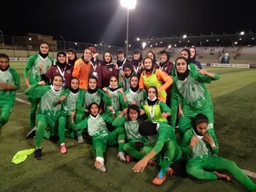 تصاویر| دختران فوتبالیست ایران شاخ غول را شکستند/ شادی بعد از برد تاریخی در آسیا