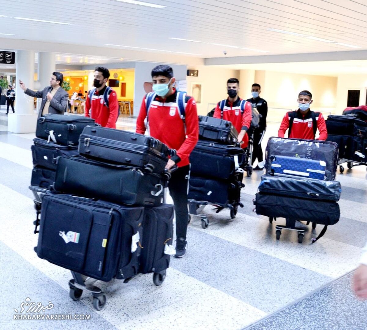 عکس| ملی‌پوشان با دست پُر به لبنان رسیدند