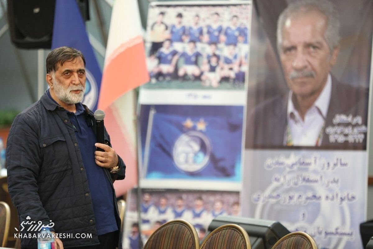 دسته گلی که آجرلو نپذیرفت/ آقای گل آبی‌ها زننده اولین گل استقلال به پرسپولس را نشناخت!
