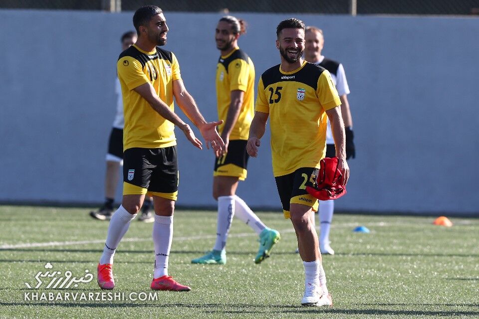 ببینید| صدای قهقهه اسکوچیچ در اولین تمرین بدون طارمی/ حال و هوای بازیکنان تیم ملی