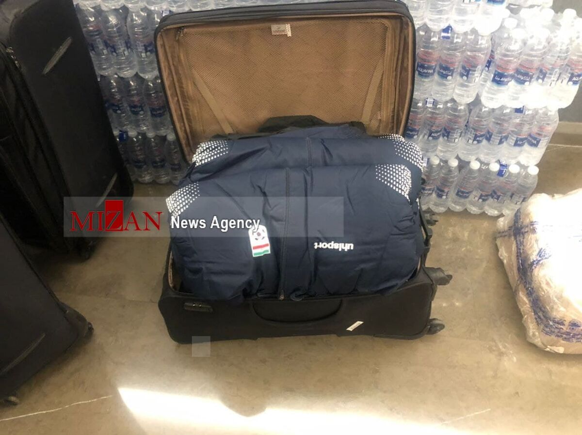 تصاویر| چمدان های تیم ملی ایران در لبنان باز شد/ داخل این چمدان ها بزرگ چه بود؟