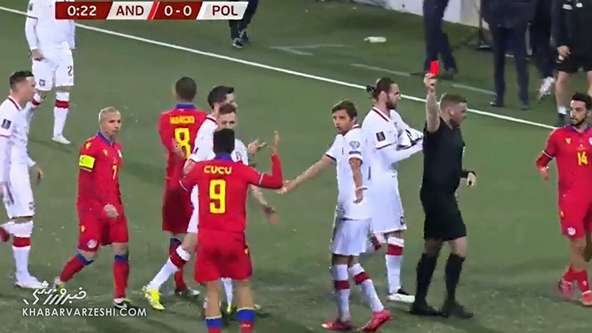 عکس| عجیبترین اخراج تاریخ؛ کارت قرمز در ثانیه ۲۰!