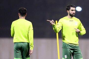 ببینید| عینک مخصوص مهاجم تیم ملی پس از اتفاق تلخ در ایران
