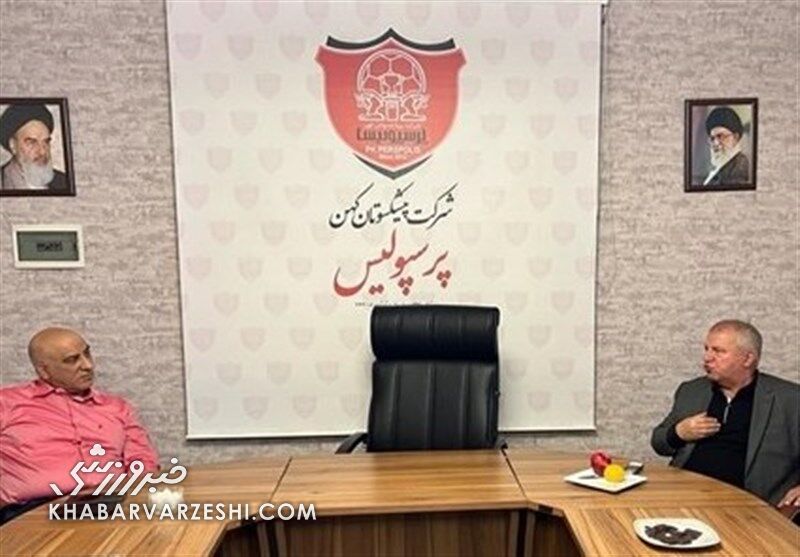 عکس| دیدار سرپرست باشگاه پرسپولیس با علی پروین/ اسطوره قرمزهای پایتخت قول حمایت داد