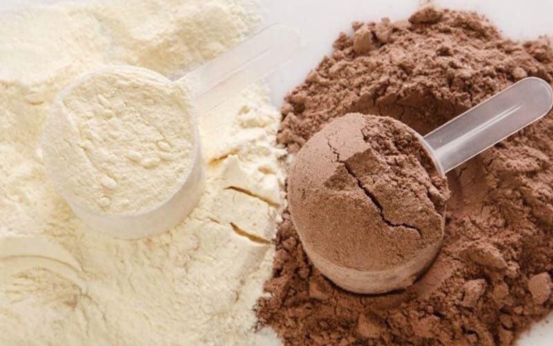 مصرف هم زمان کراتین و پروتئین وی