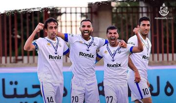 دست از سر این تیم بردارید/ ظلم در فوتبال ایران را در یک جای دیگر پیدا کنید!