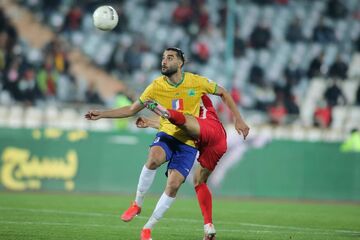 گزینه سوم خط حمله پرسپولیس مشخص شد/ شروین بزرگ از آبادان می‌آید؟