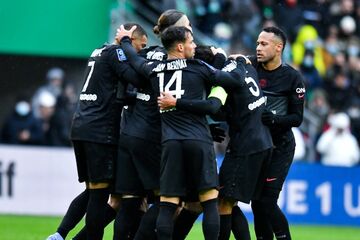 سنت‌اتین ۱ -  پاری‌سن‌ژرمن۳/ پیروزی با هت‌تریک پاس‌گل مسی