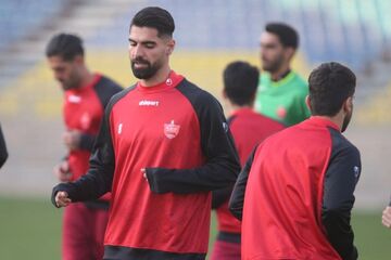 جدایی خرید جنجالی پرسپولیس در نیم‌فصل؟/ پیشنهاد تیم متمول صنعتی؛ پول رضایتنامه را هم می‌دهد