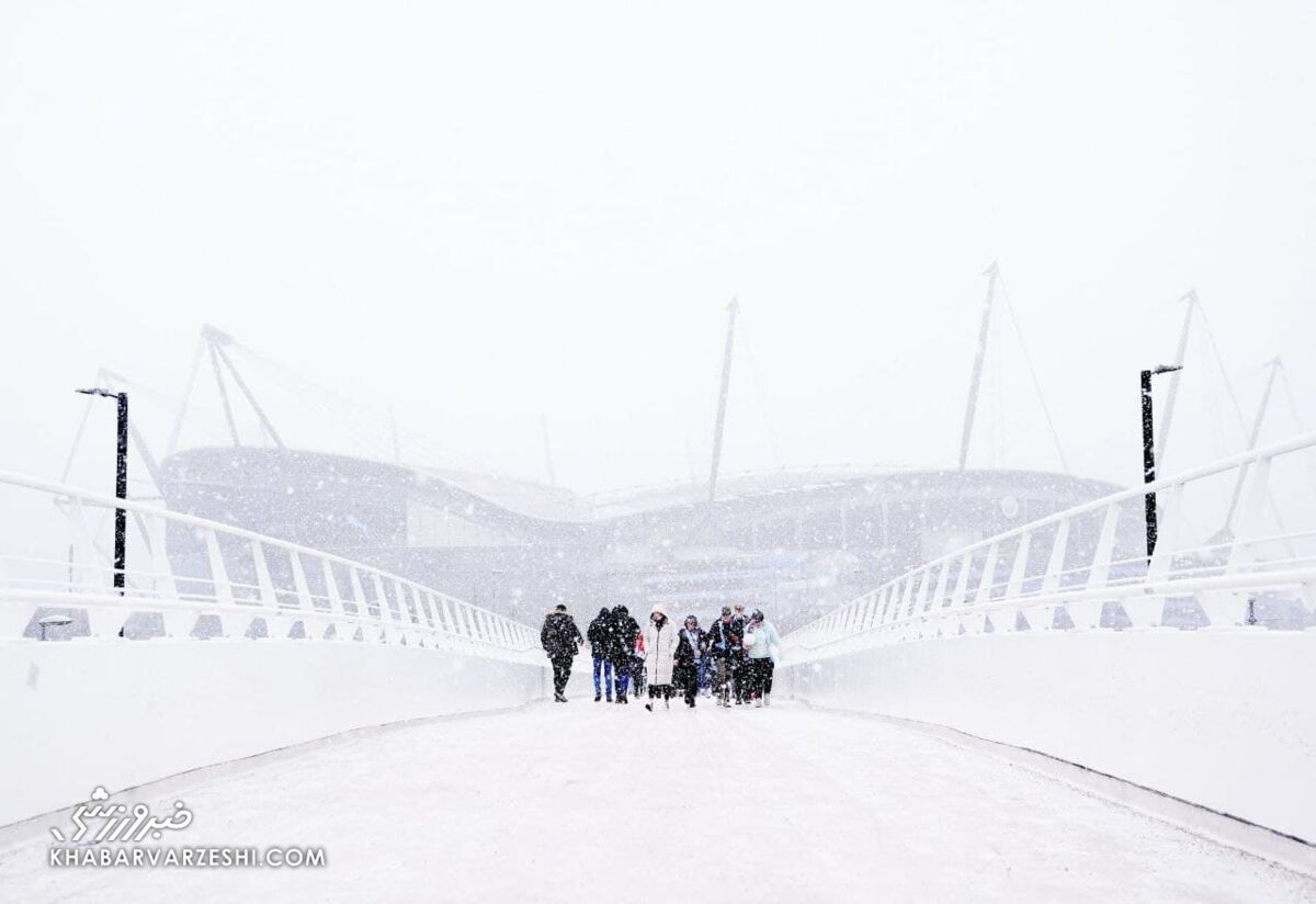 تصاویری جذاب از برف لیگ برتری/ یک بازی لغو شد
