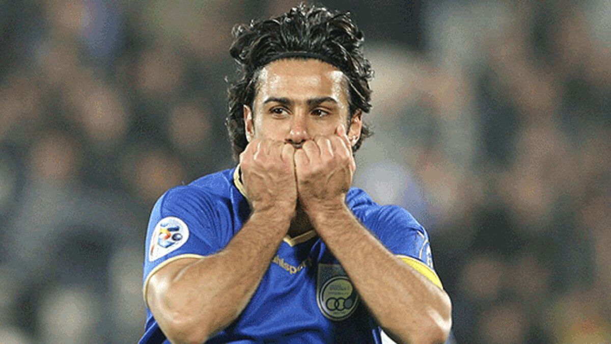 حواشی قراردادهای لیگ برتری/ جنجال بر سر قرارداد مجیدی و ستاره پرسپولیس