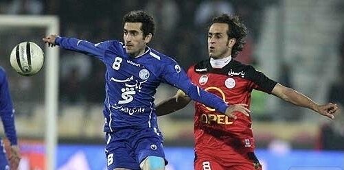 ببینید| کری خوانی بی‌سابقه علی کریمی و جباری قبل از دربی/ معرفی جالب گلزن سرخ‌ها از سوی جادوگر