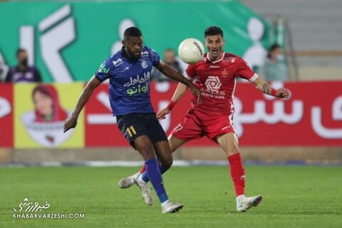 یک استقلالی عامل فیکس شدن مدافع پرسپولیس شد!