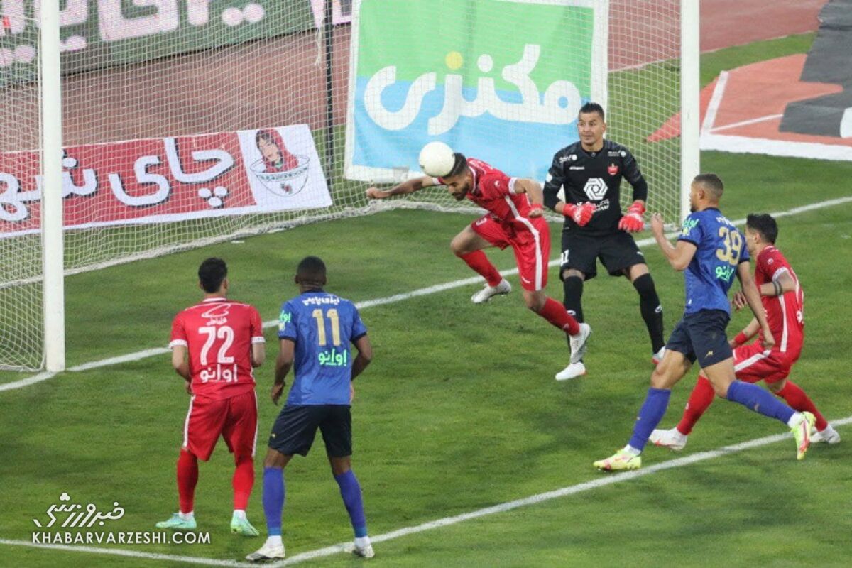 ببینید| استقلال ۰ -  پرسپولیس ۰/ زور استقلال و پرسپولیس به هم نرسید/ فریادهای یحیی و فرهاد برای هیچ!