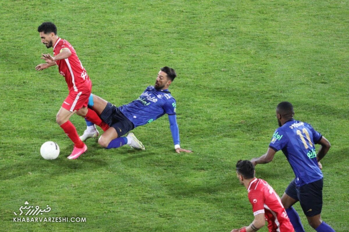 عکس | نقش اول صحنه جنجالی دربی چطور پرس شد!  