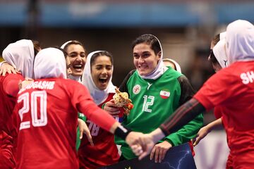 تصاویر فوق العاده درخشش دختر ورزشکار ایرانی در اسپانیا/ لحظه‌های احساسی برای ورزش ایران در اسپانیا