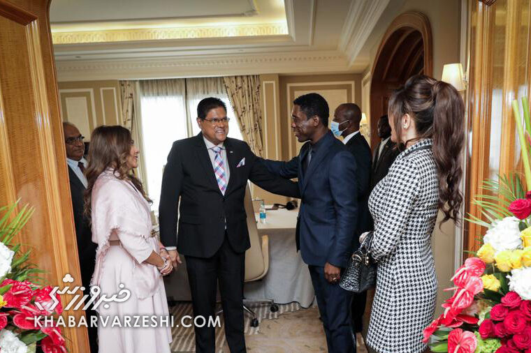 تصاویر | سیدورف همسر ایرانی الاصلش را به دیدار رئیسجمهور سورینام برد!
