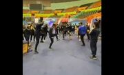 ببینید| رقص مازندرانی کشتی گیران فولادین ذوب آمل بعد از قهرمانی