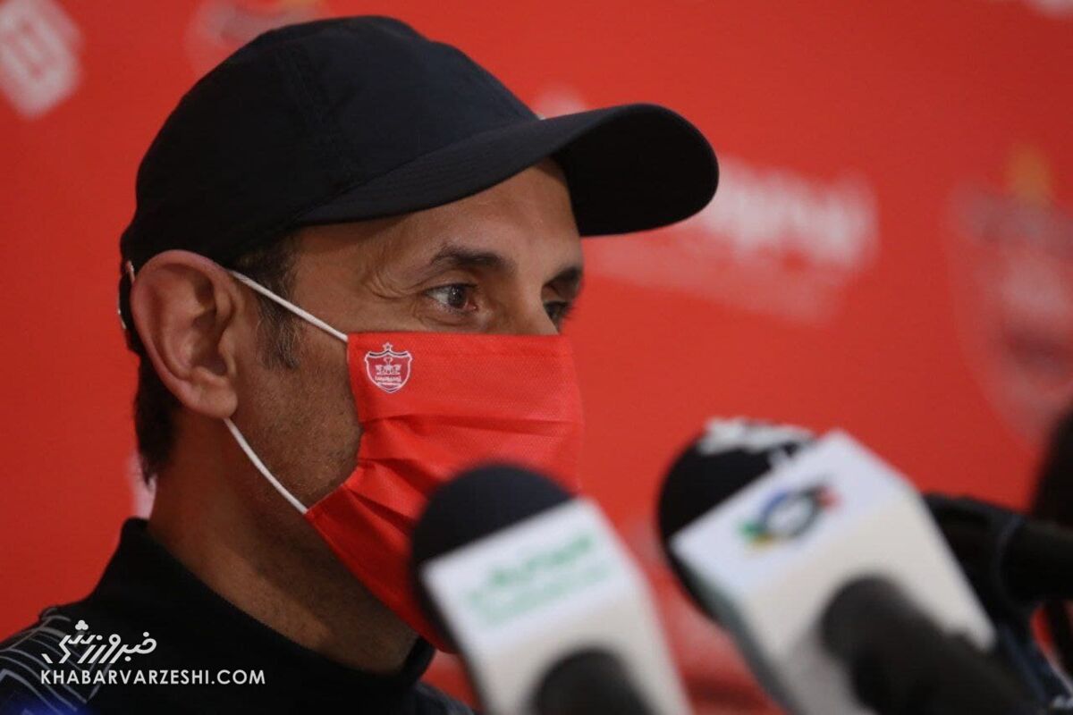 یحیی گل‌محمدی سرمربی تیم فوتبال پرسپولیس