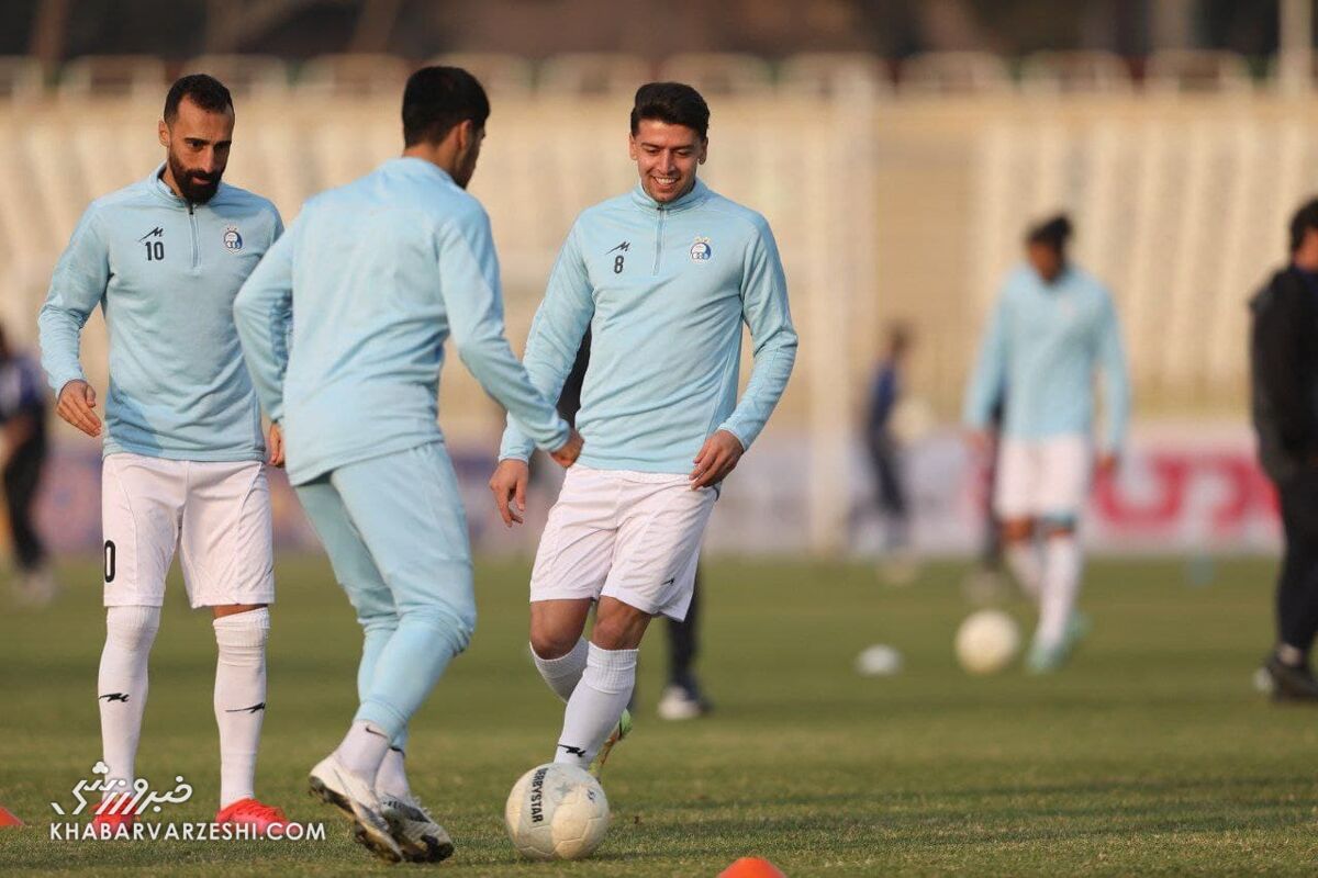 تصمیم ناگهانی مجیدی در خصوص بازیکن استقلال/ هافبک آبی‌ها از لیست خروج بیرون آمد