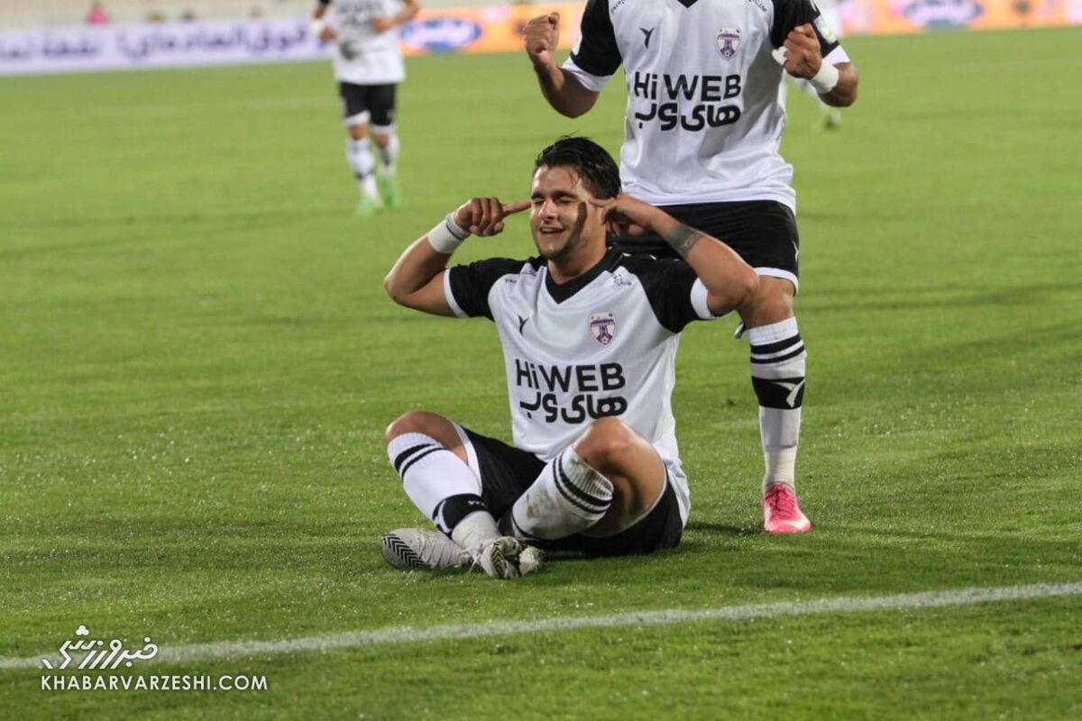 ویدیو| گل اول هوادار به پرسپولیس توسط حسینی 