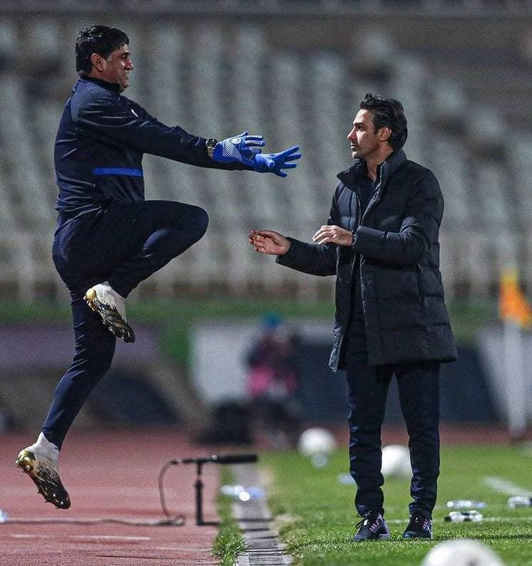 عکس| نماد حال خوب در استقلال/ هوادارن دوست دارند همیشه این تصویر را ببینند