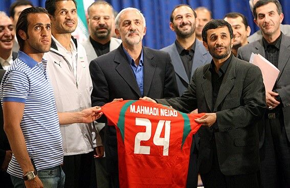 علی دایی و محمود احمدی نژاد