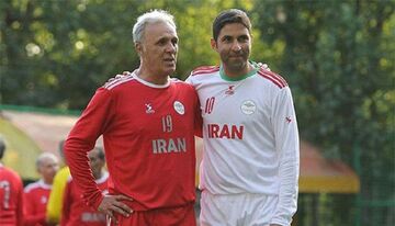 تصویری جالب از ستاره فوتبال ایران در کنار رضا عطاران