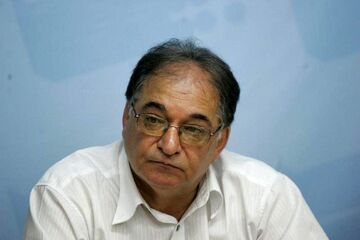 اقبالی: نسبت به استقلال ارادت قلبی دارم