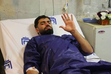 عکس| پیشکسوت پرسپولیسی روی تخت بیمارستان