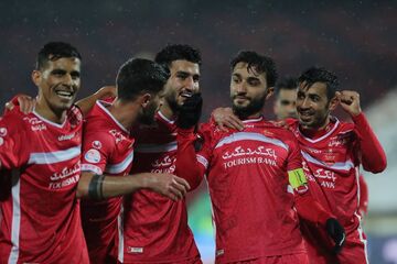 ببینید| پرسپولیس ۴ - ویستا توربین ۰/ پیروزی پرگل سرخ‌ها در روز بارانی