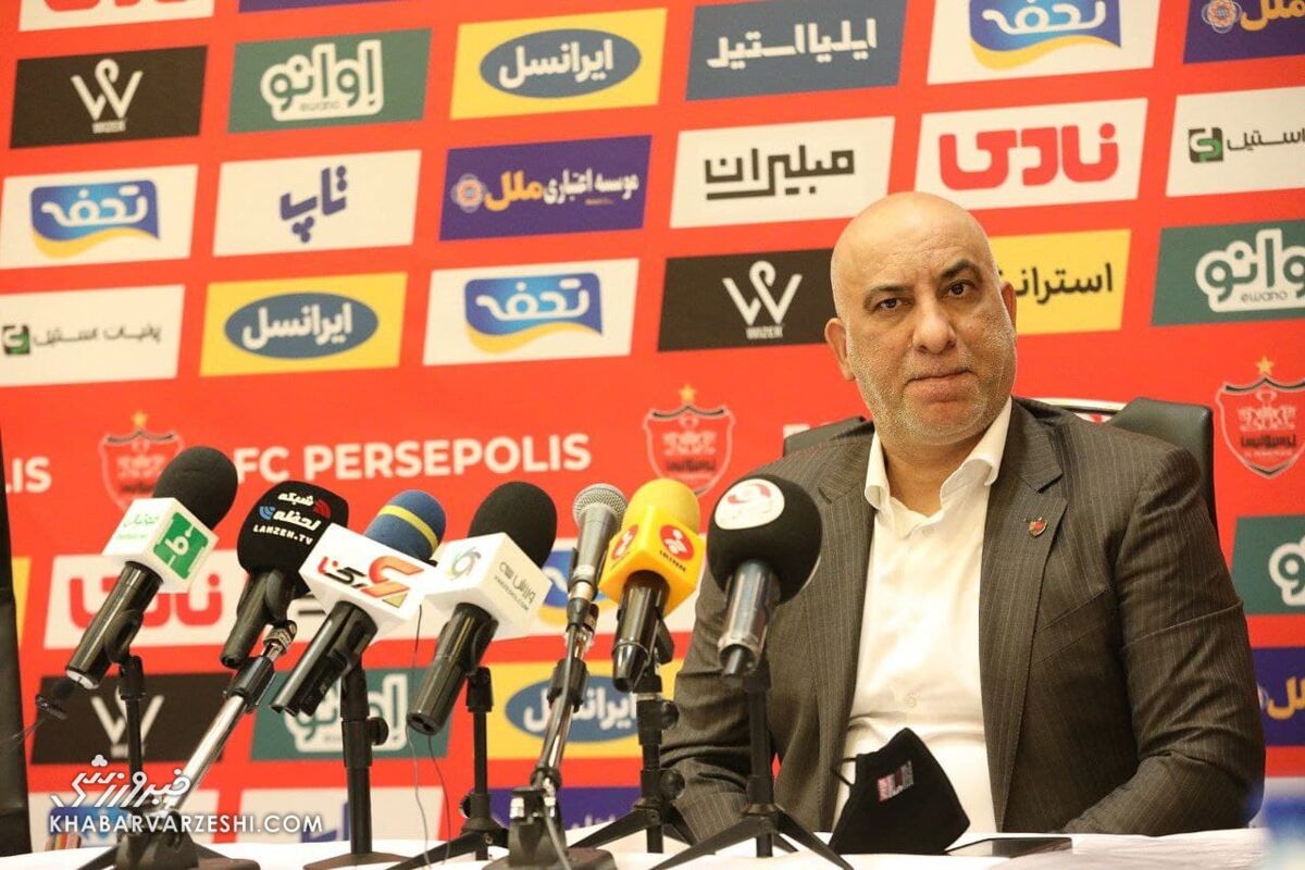 صدری: ما در زمین تلاش می‌کنیم ولی به رقیبان امتیاز می‌دهند/ بعد از رفتنم باید تا ۱۰ سال دیگر پاسخ‌گو باشم